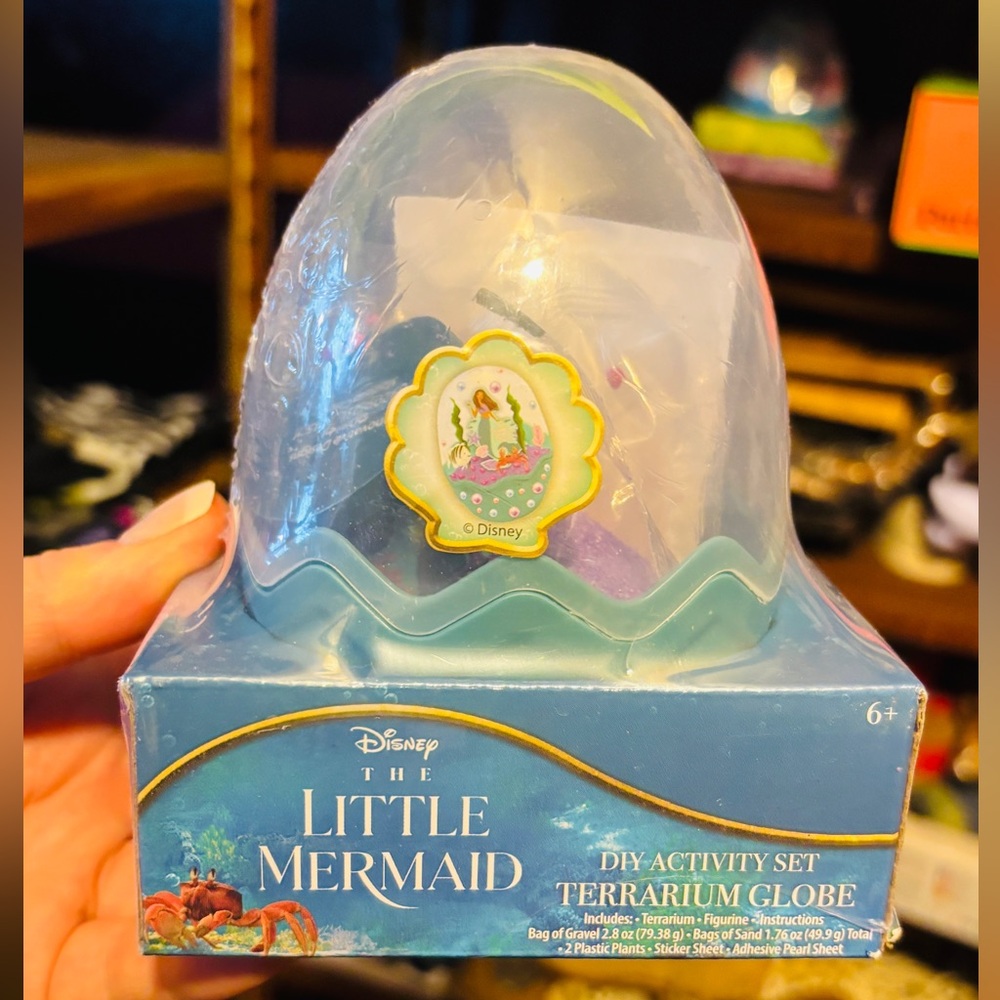 Disney The Little Mermaid Ariel DIY Activity Set Terrarium Globe.